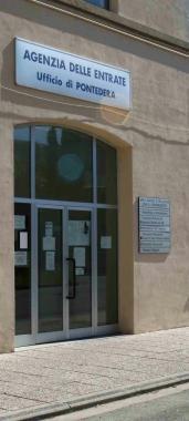 La sede dell’Agenzia delle Entrate in viale Piaggio a Pontedera