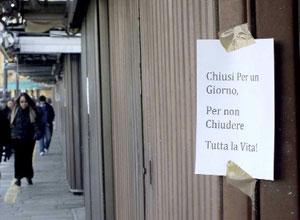 Bancarelle, ambulanti contro lo sgombero; via ai ricorsi al Tar