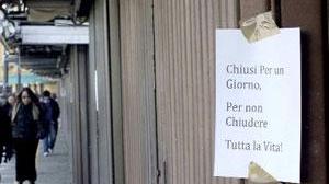 Bancarelle, ambulanti contro lo sgombero; via ai ricorsi al Tar