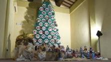 Sull'albero le foto dei bimbi-artisti