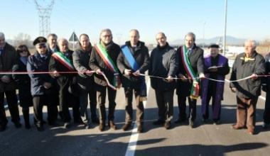 Inaugurata la Bretella del Cuoio il taglio del nastro dopo 3 anni di ritardo
