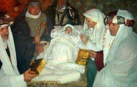 La Nativit&agrave; allestita nel presepe vivente di Equi Terme 