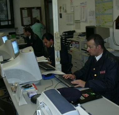 Gli esperti della Polposta al lavoro 