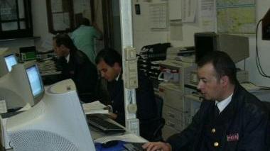 Gli esperti della Polposta al lavoro