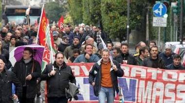 <b>EATON.</b> Un corteo operaio