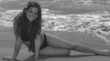 Due immagini dell’assessore Claudia Bonuccelli (foto sopra Fotomania)