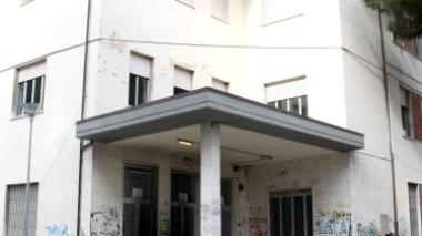 Scassinano le macchinette della scuola: arrestati