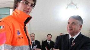 Gian Luca De Gregorio insignito dal prefetto