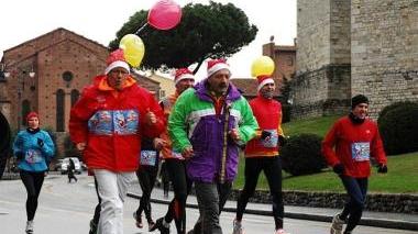 In trecento hanno festeggiato il Natale correndo