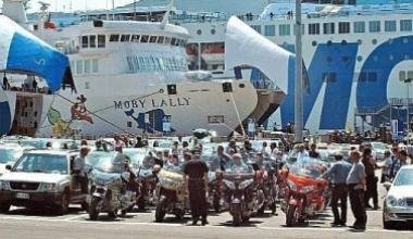 Nuovi orari dei traghetti: ultima corsa dall'Elba alle 21,30