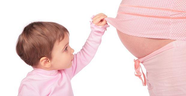 La nascita di un nuovo figlio: le gelosie, le rivalità, e poi l’amore 