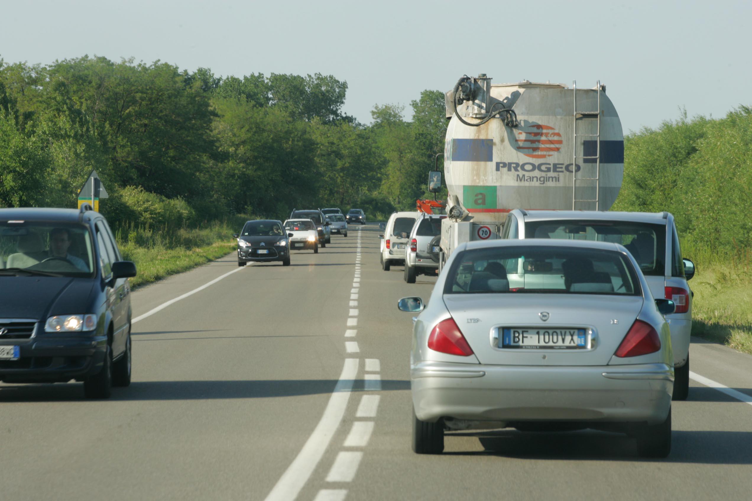 Traffico sulla 114 tangenziale sud di Reggio Emilia