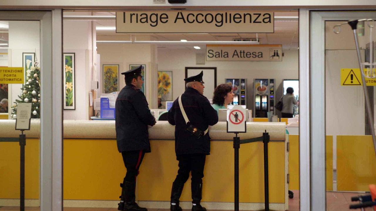 Reggio Emilia, beve metadone in casa: salvato un bimbo di 3 anni