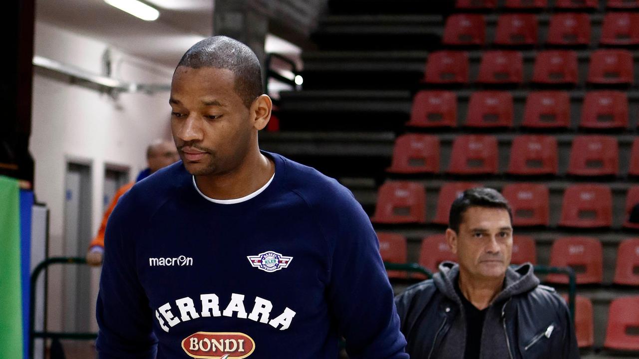 Mike Hall è infortunato