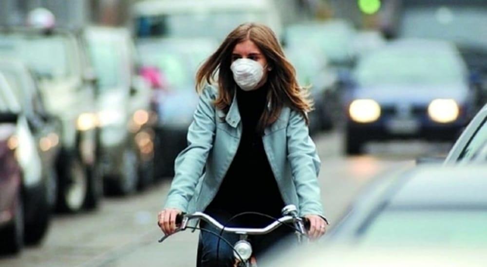 Smog. Arpae Emilia Romagna: "Avete le finestre sulla strada? Triplo delle polveri in casa" 