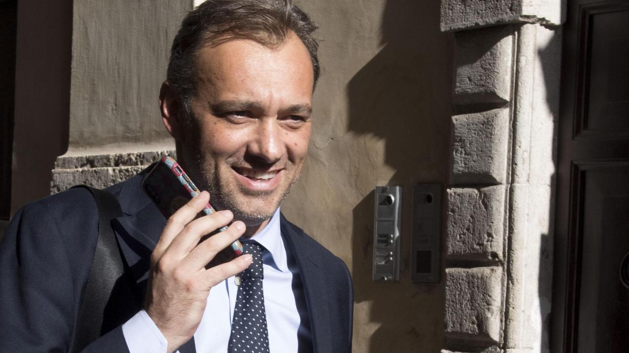 Segreteria Pd, Richetti si ritira e annuncia: "Appoggio Martina"