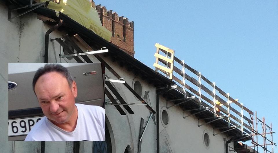 Precipita dal tetto del municipio: muore un operaio di Mirandola di 55 anni 