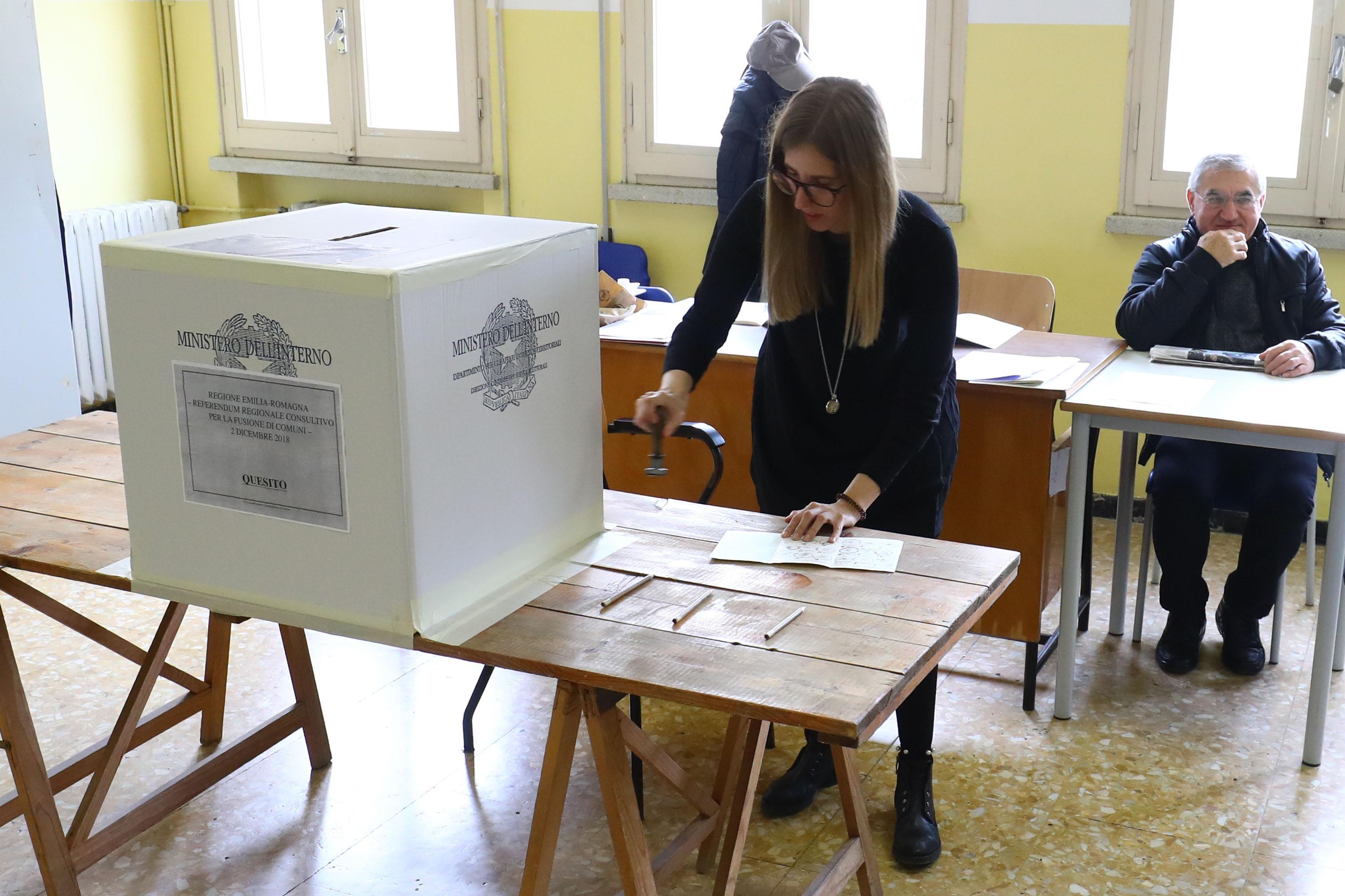 Il voto sulle fusioni a Ostellato