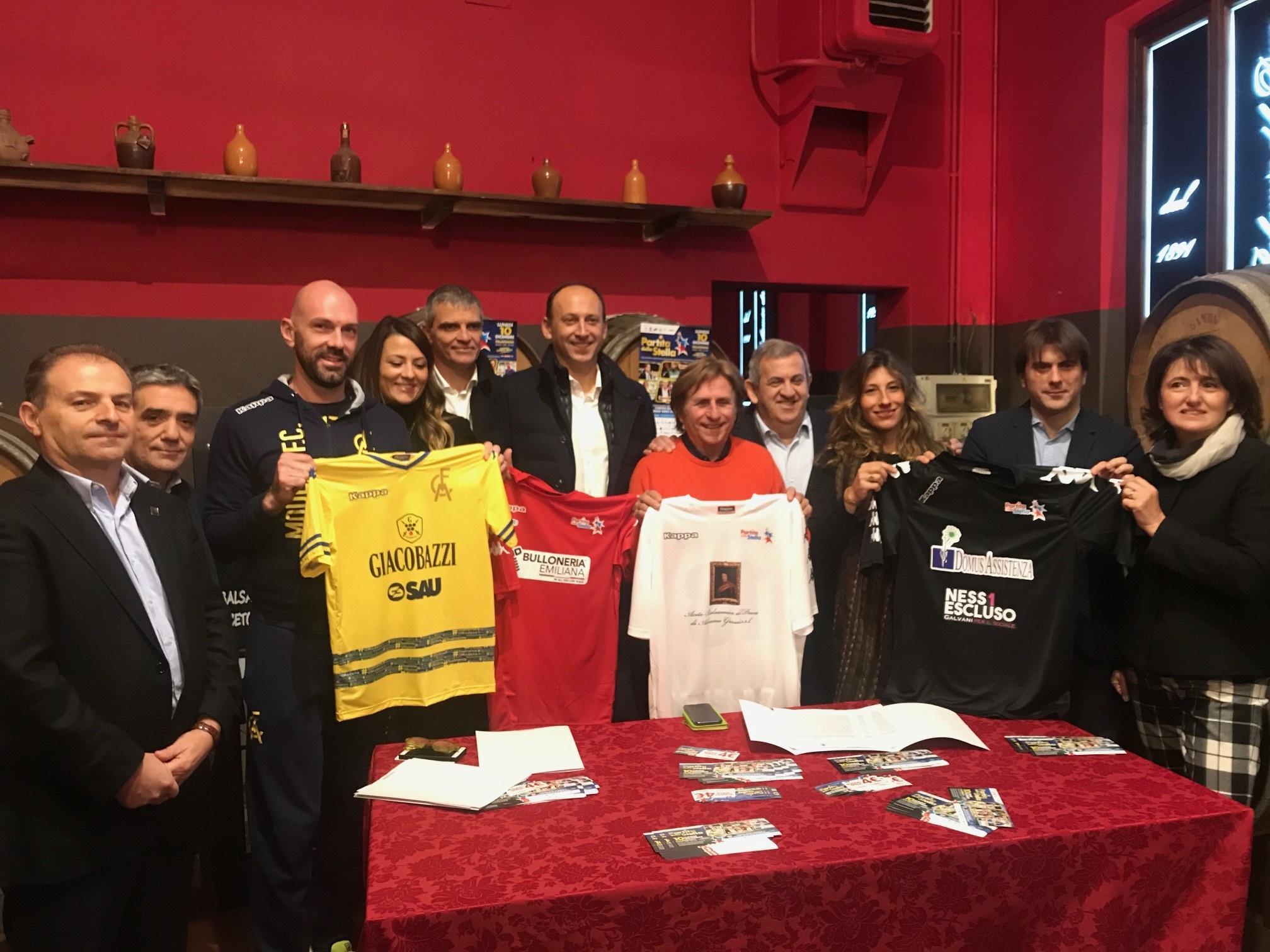 Modena, la partita della Stella: sfida a calcetto tra i campioni dello sport