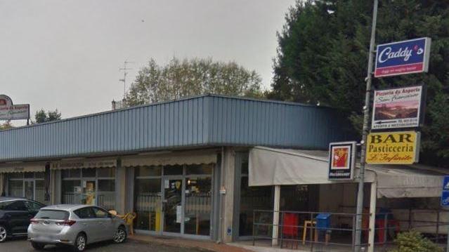 Il bar L'Infinito in via Samoggi a Reggio Emilia (Immagine Google Map)