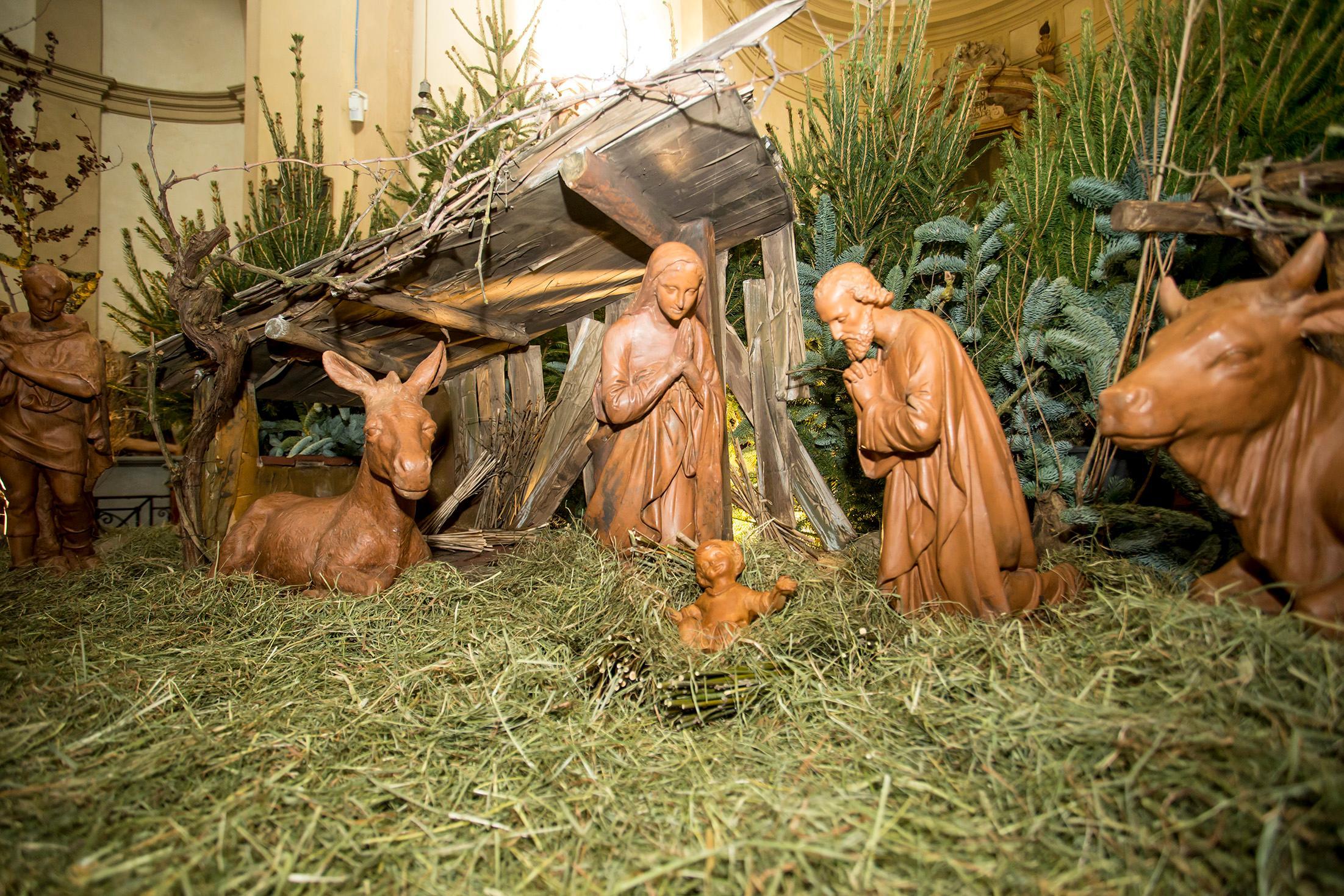 Splendido presepe "ritrovato" grazie agli Amici del Corni 