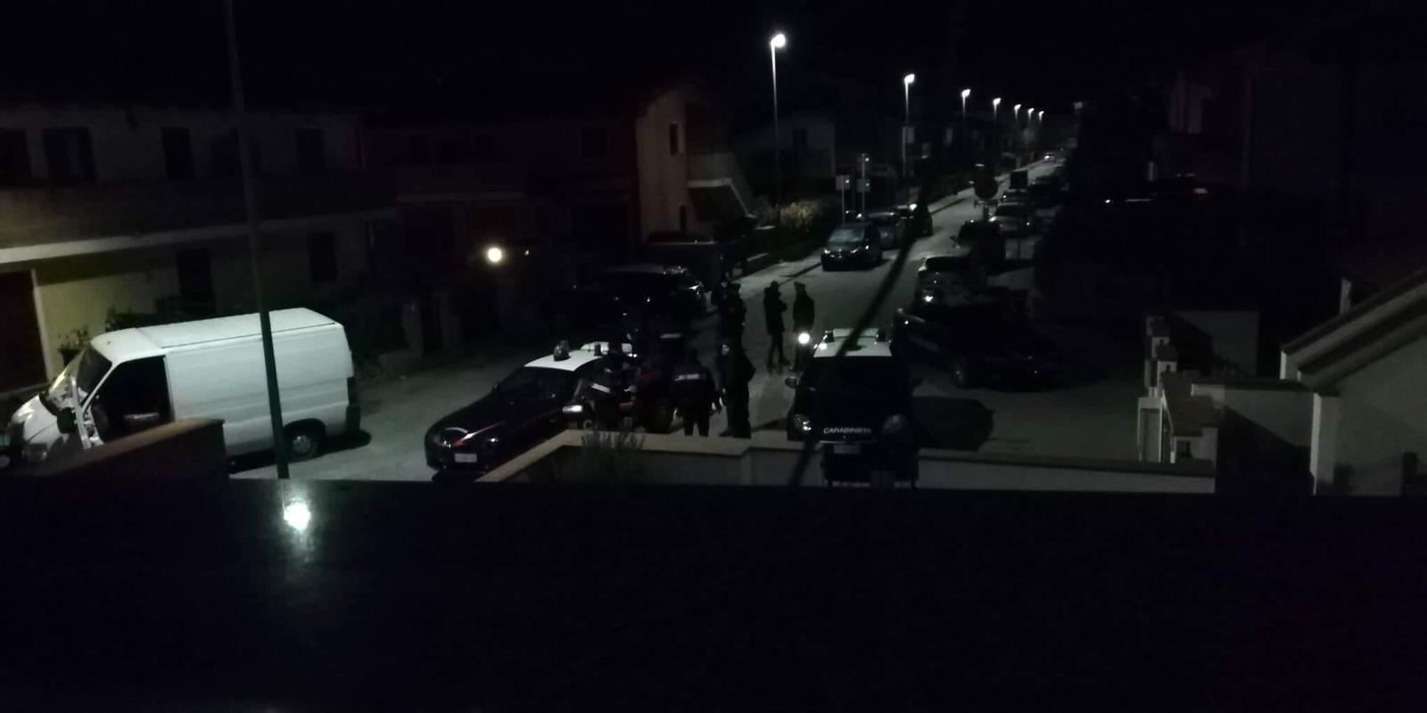 Inseguimento e sparatoria tra Ferrara e Santa Maria Maddalena