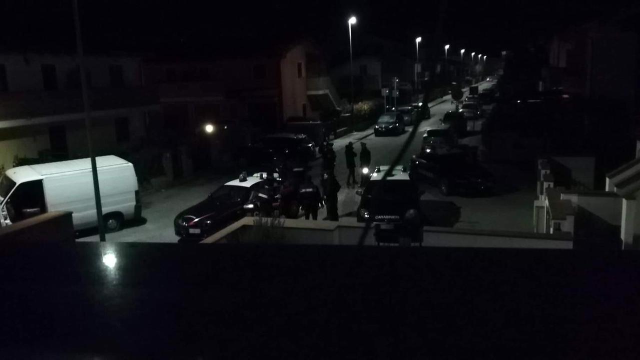 Inseguimento e sparatoria tra Ferrara e Santa Maria Maddalena