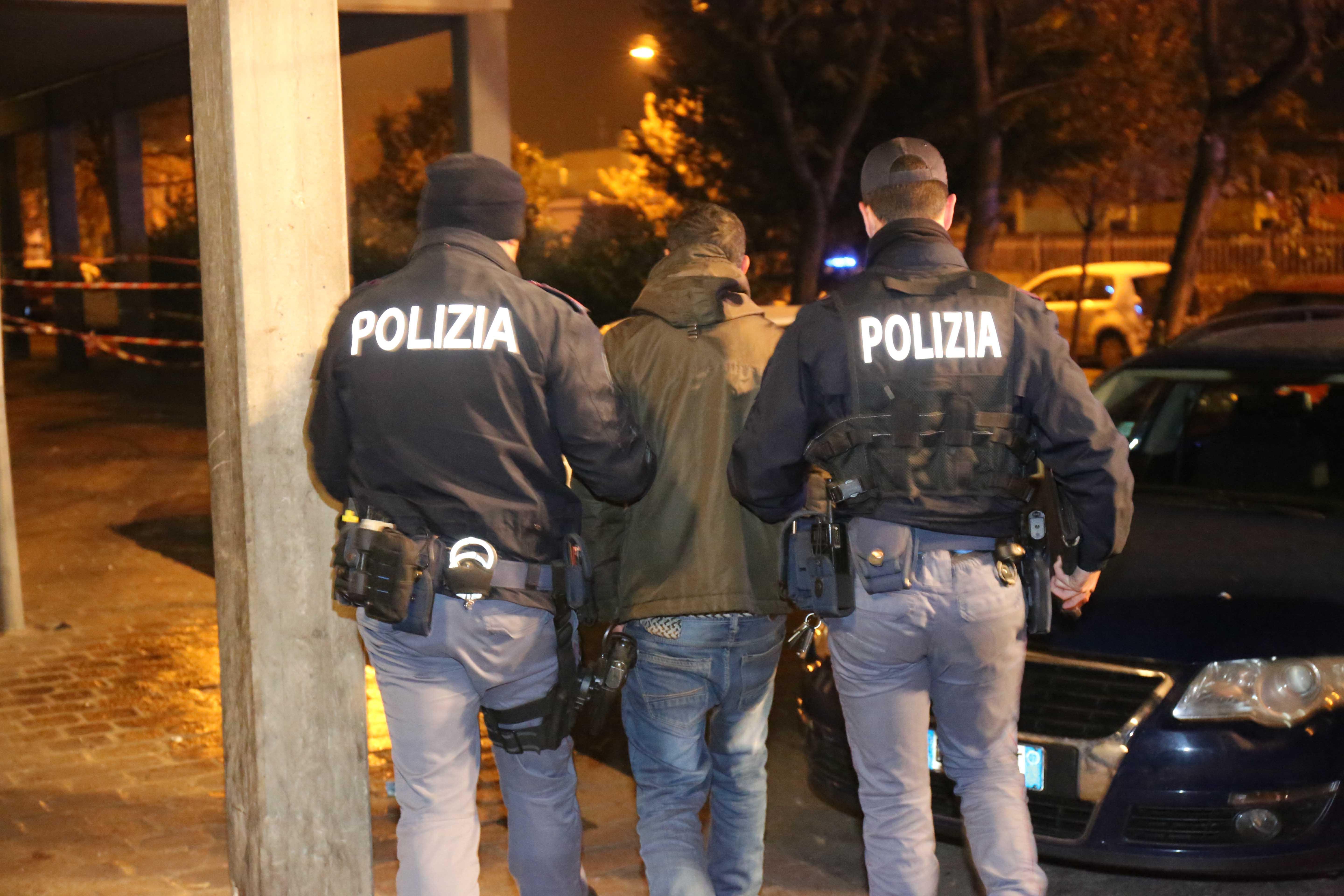 Reggio Emilia, incendio in via Turri a 5 giorni dalla tragedia: arrestato un tunisino latitante