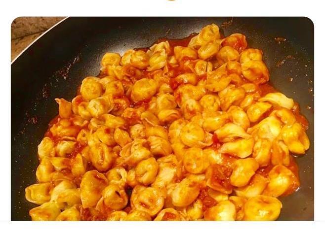 Tortellini con pomodoro e ragù: il sacrilegio di Salvini