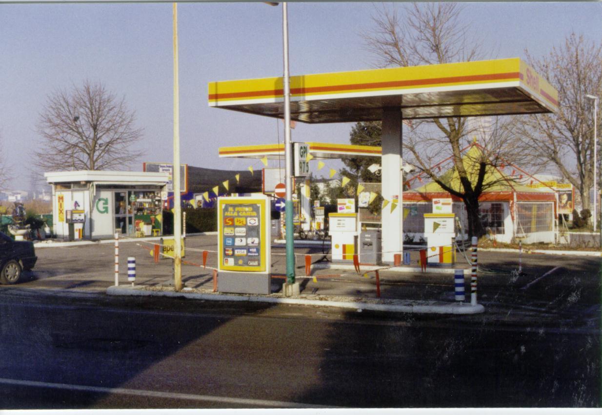 In passato anche due benziani ferraresi vennero rapinati con la tecnica dell'ipnosi (foto d'archivio)