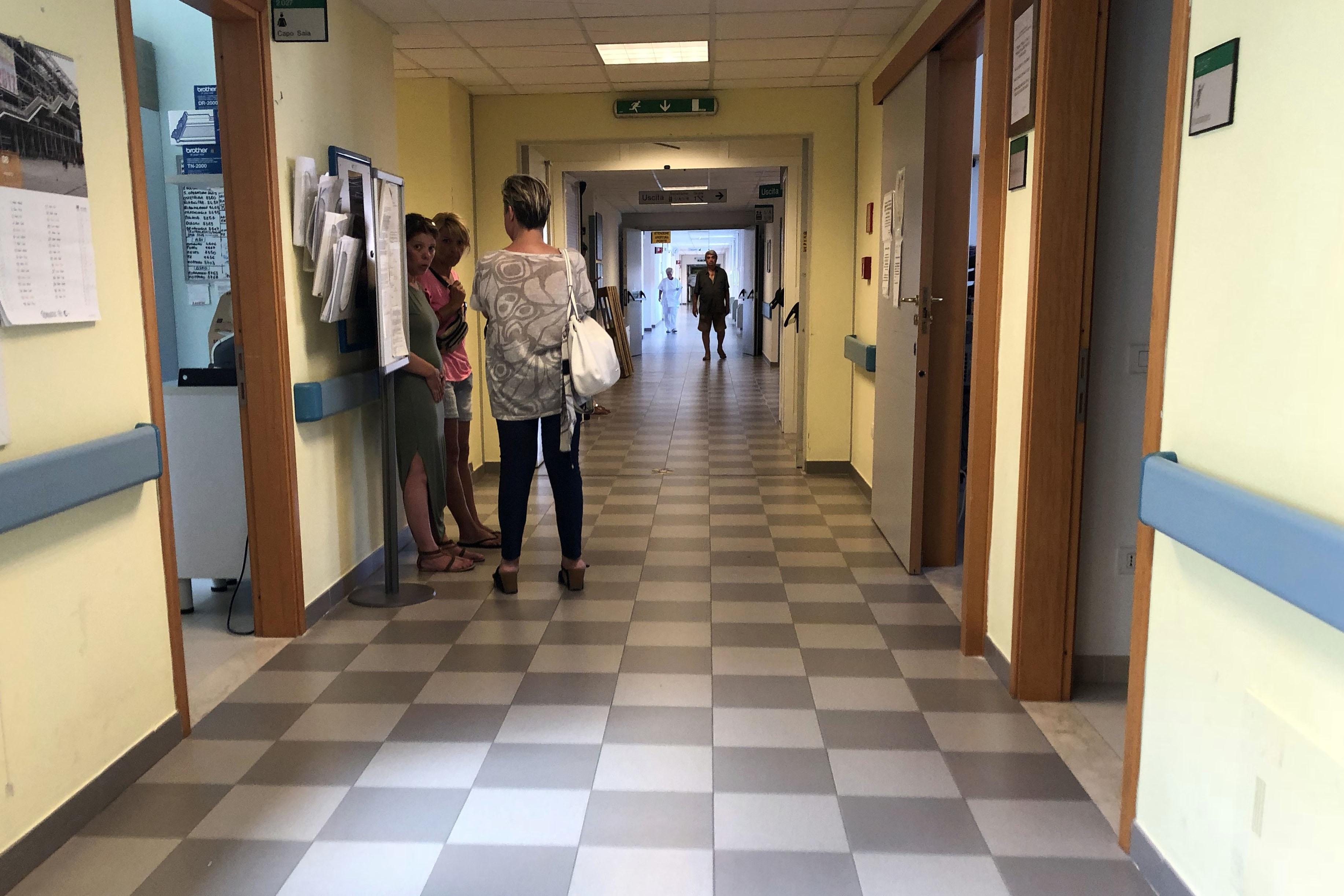 Aggredita e picchiata all'ospedale del Delta