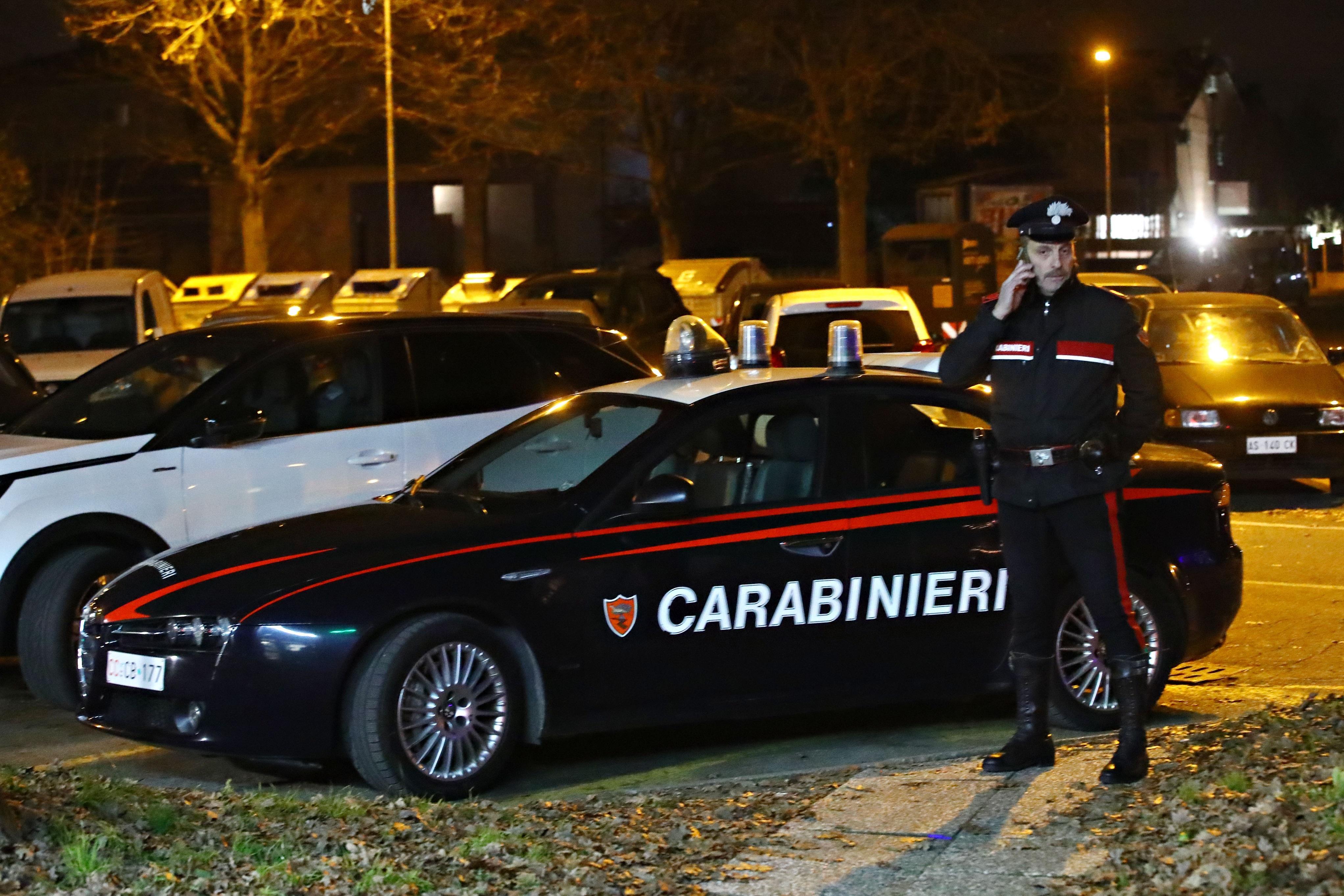 Serata di controlli in città, i carabinieri denunciano quattro persone
