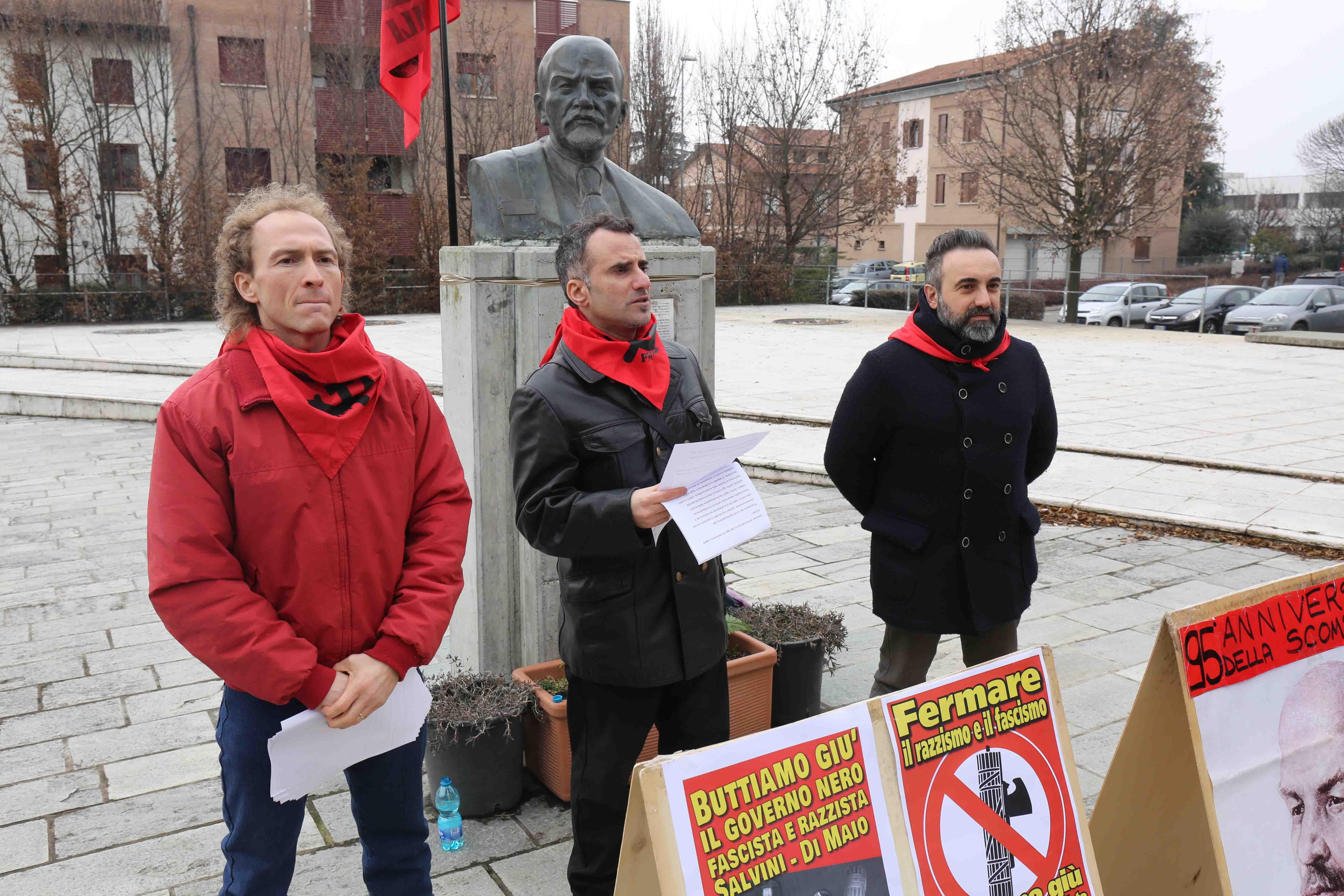 A Cavriago si commemora Lenin davanti al celebre busto 