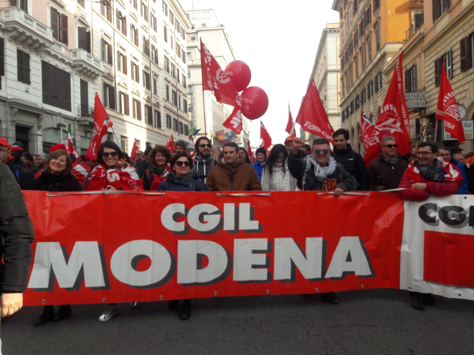 In 1500 da Modena a Roma con i sindacati : "Non è questo il cambiamento che serve all'Italia" 