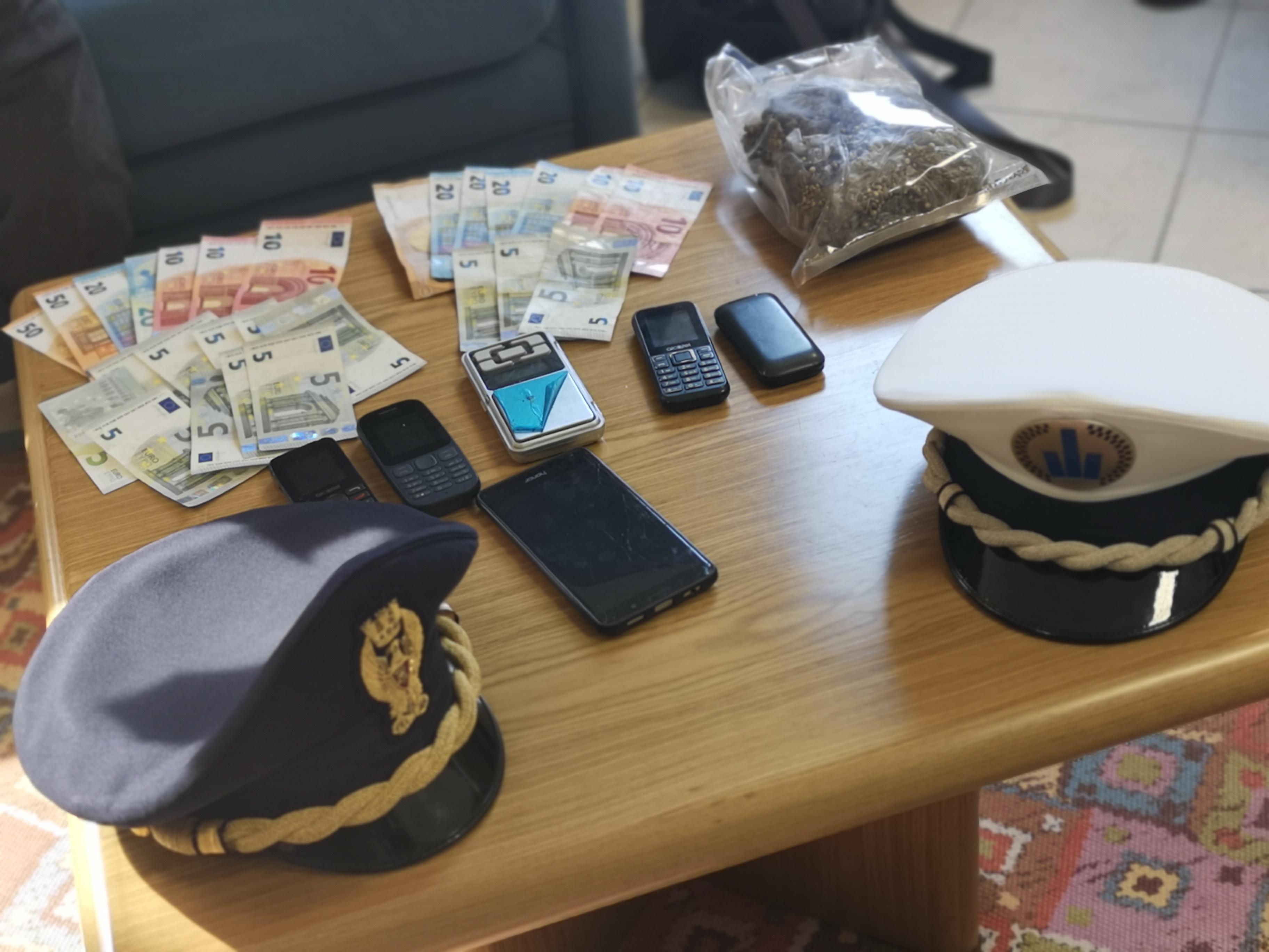 Droga: arrestati due richiedenti asilo a Modena 