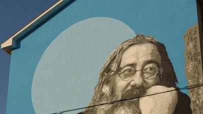 L’autore del murales della discordia: «Per me è l’omaggio all’artista Daolio»