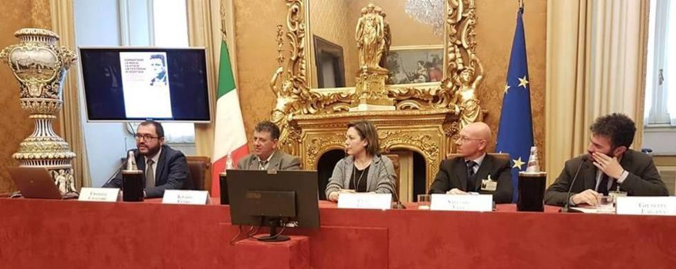 Presentato alla Camera il libro antimafia di Cavallaro 