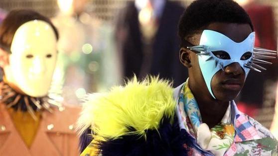 Gucci ci dà una maschera per difendersi dalle regole