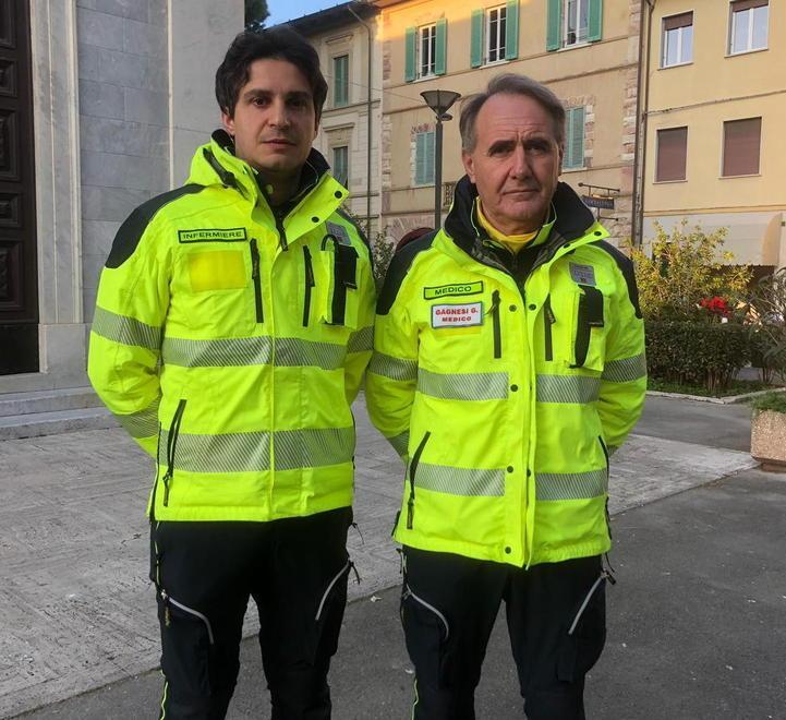 Da sinistra l'infermiere Marco Zappelli e il medico Guglielmo Gagnesi