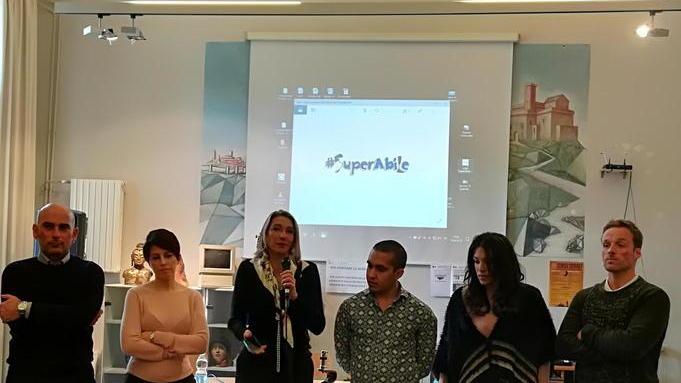 I testimonial di SuperAbile con gli studenti del Russoli