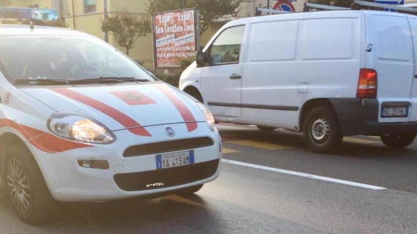 Investì una donna al Villaggio rinviato a giudizio un imprenditore