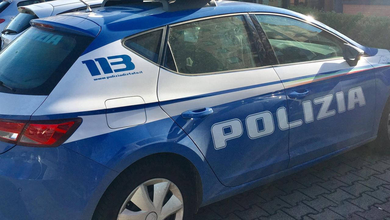 Una pattuglia della polizia (foto archivio)
