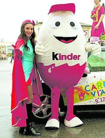 Oggi in palio col gioco i bicchieri di Mc Donald e la Pentolaccia Kinder