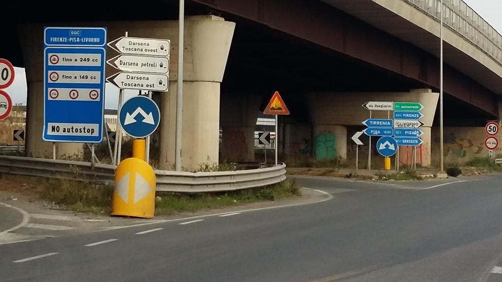 Fi-Pi-Li, lavori alla maxi-buca Da oggi il traffico viene deviato
