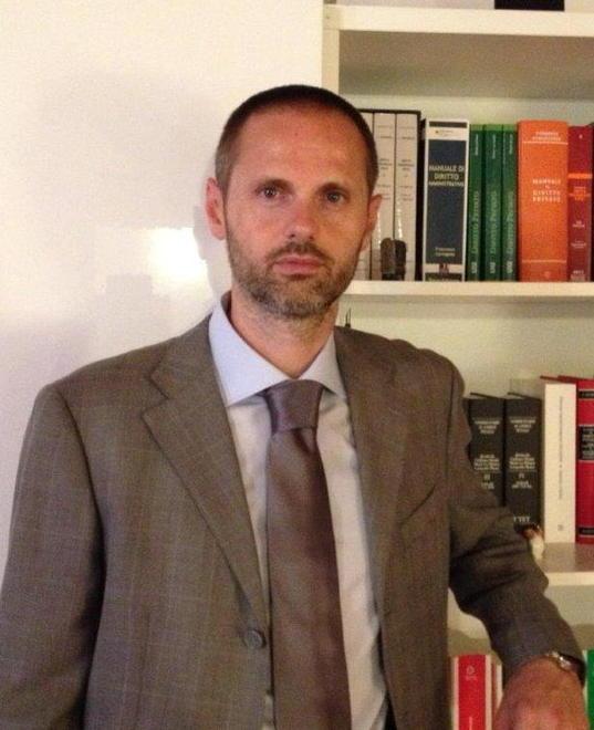 Diamanti comprati in banca decine i risparmiatori truffati 