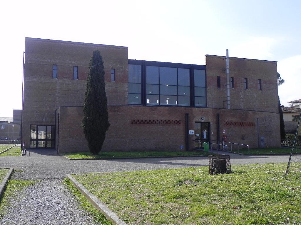 La palestra comunale della scuola media “Niccolini” a Ponsacco