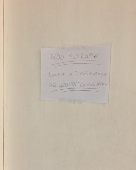 Fiamme al poliambulatorio: chiuso il laboratorio odontotecnico 