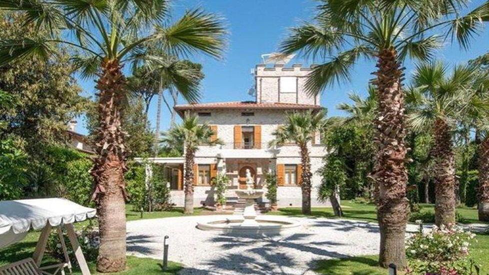 Il Castelletto del Forte comprato dal re della ristorazione russa