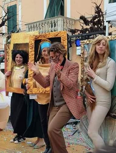 Il borgo di Campiglia si accende col carnevale