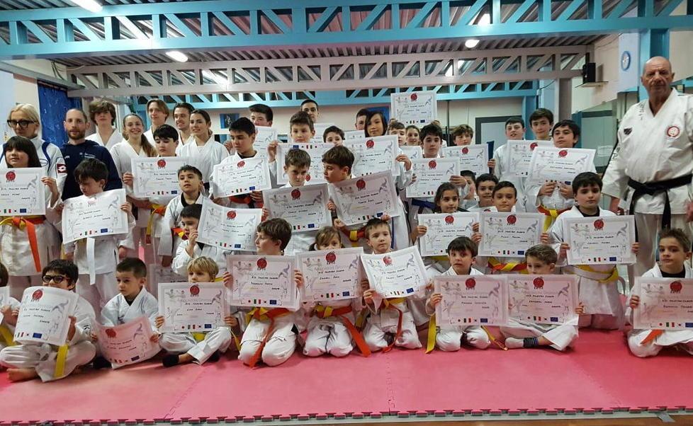 Sono 41 i passaggi di cintura dei giovanissimi allievi tesserati alla Palestra Europa 